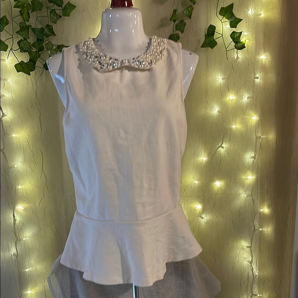 Ann Taylor White Sleeveless Blouse with Embellished Collar